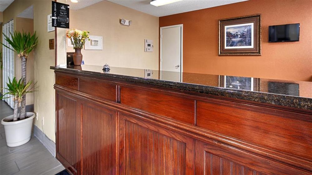 American Inn & Suites West Memphis Interior photo